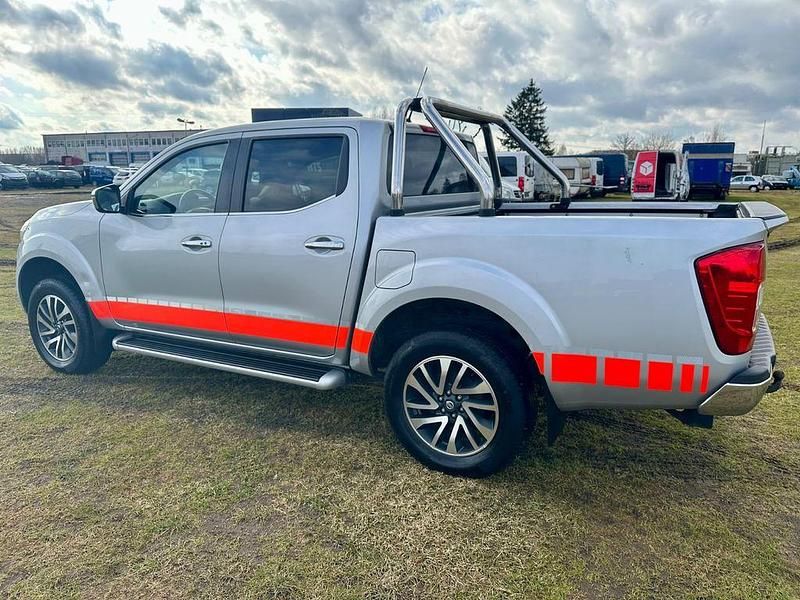Gebraucht Nissan Navara N-Connecta 163 PS (119 kW) 2018 Silber Abholung