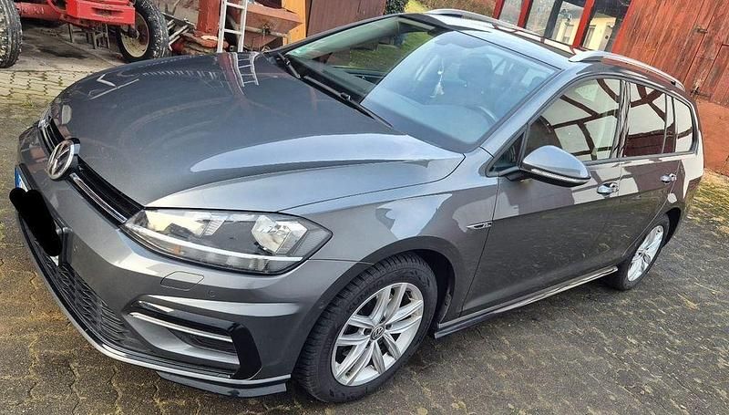 Gebraucht VW Golf VII Comfortline 150 PS (110 kW) 2018 Grau Kombi