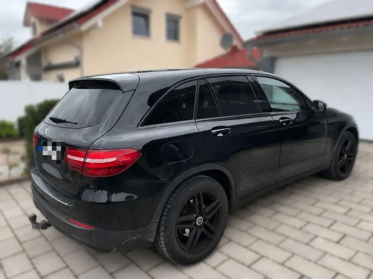 Gebraucht Mercedes GLC220 170 PS (125 kW) 2018 Schwarz SUV