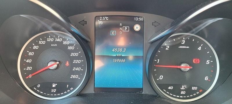 Gebraucht Mercedes C220 194 PS (142 kW) 2019 Grau Kombi