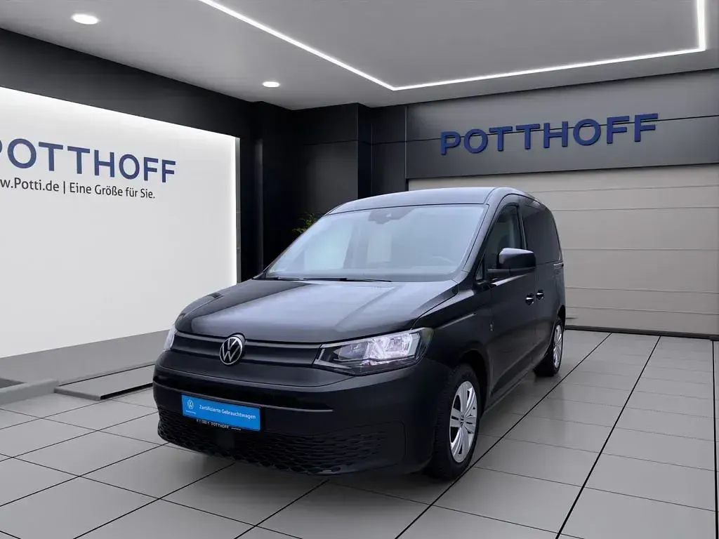 Używany VW Caddy Basis 75 KM (55 kW) 2021 Minivan