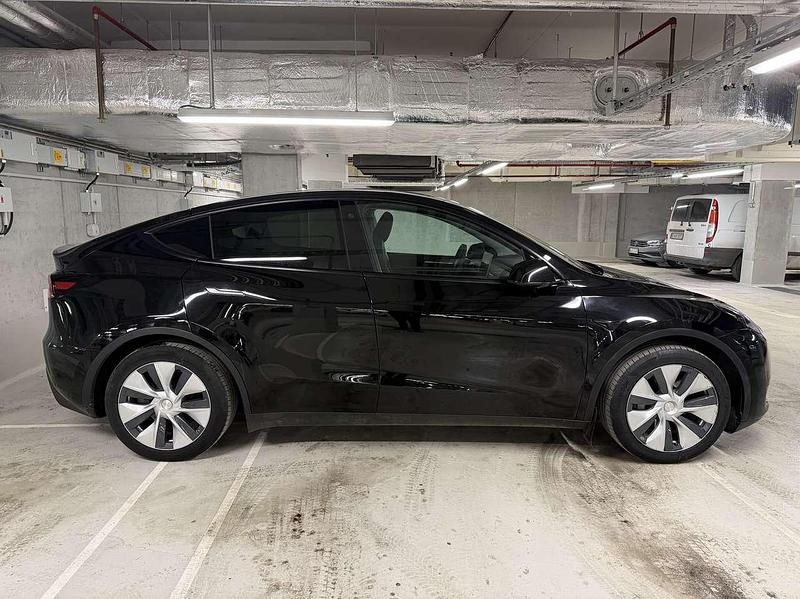 Gebraucht Tesla Model Y 219 kW (299 PS) 2023 Schwarz SUV