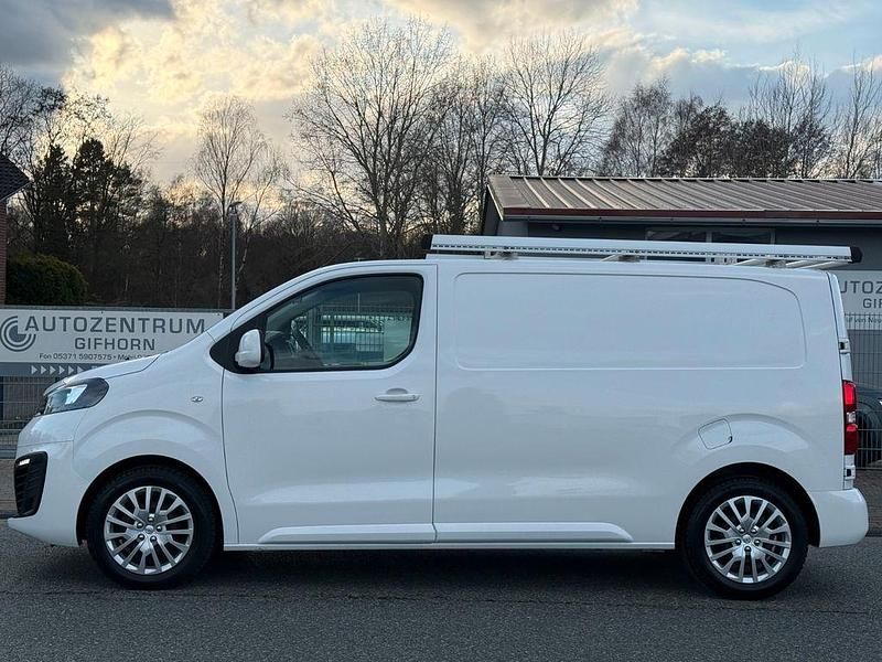 Gebraucht Opel Vivaro Edition 120 PS (88 kW) 2021 Weiß Van / Kleinbus