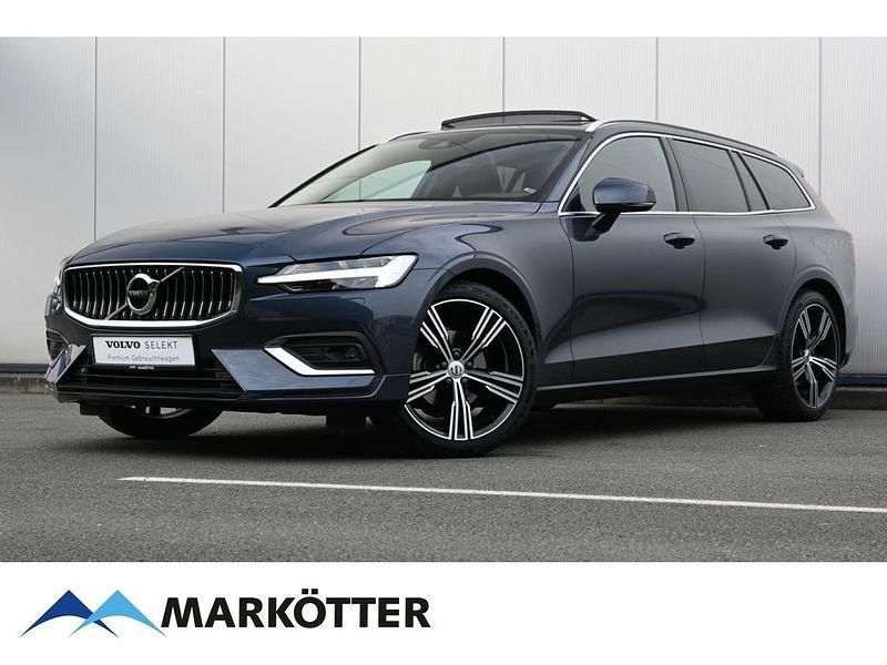 Blau Gebraucht 2018 Volvo V60 Inscription Kombi | 27.450 € - Bild 1/4