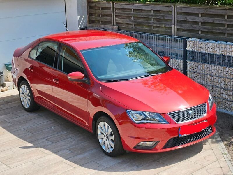 Rot Gebraucht 2016 Seat Toledo Style Limousine | 11.999 € (Etwas zu teuer) - Bild 1/4