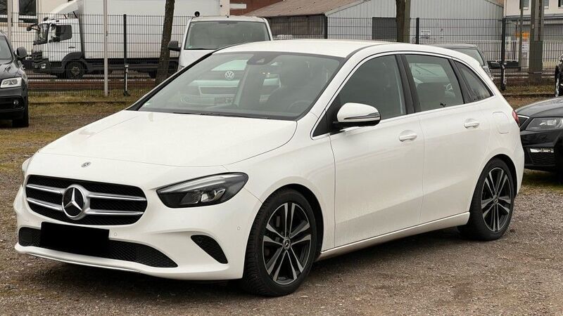 Weiß polarweiss unilack Gebraucht 2019 Mercedes B220 Van / Kleinbus | 22.480 € (Fairer Preis) - Bild 1/4