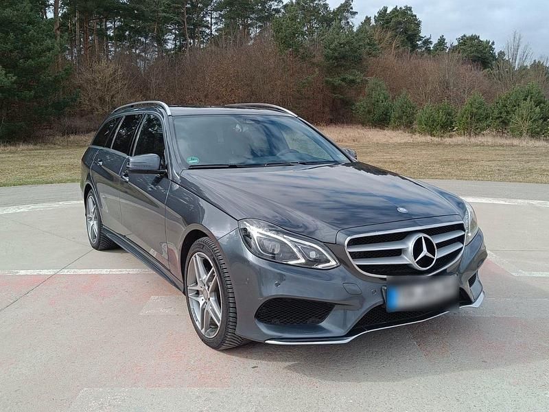 Gebraucht Mercedes E350 Avantgarde 258 PS (189 kW) 2015 Grau Kombi