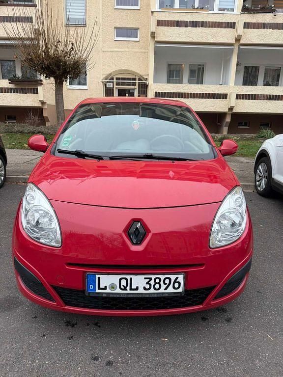 Rot Gebraucht 2008 Renault Twingo Kleinwagen | 2.500 € (Fairer Preis) - Bild 1/4
