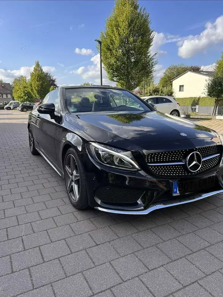 Gebraucht Mercedes C180 156 PS (114 kW) 2017 Schwarz Cabrio