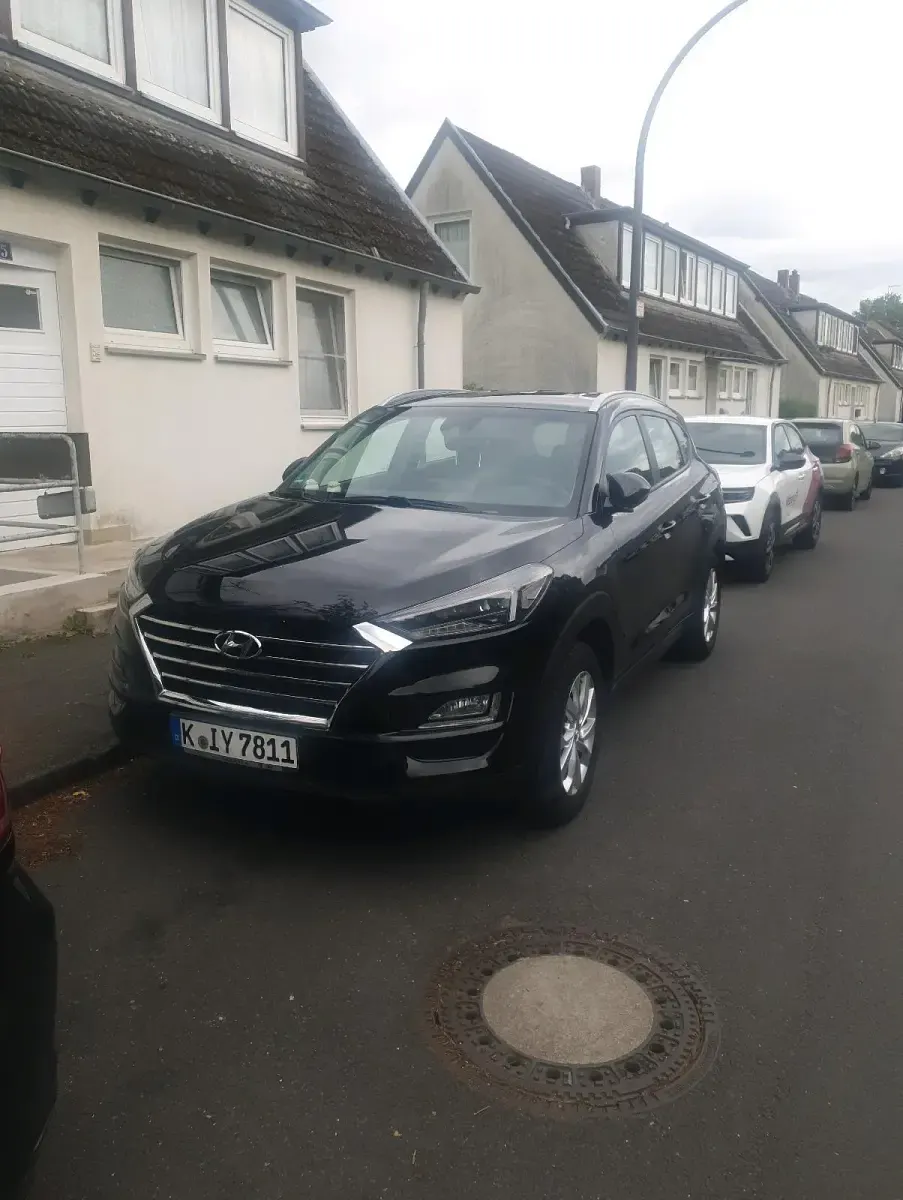 Gebraucht Hyundai Tucson 132 PS (97 kW) 2019 Schwarz SUV