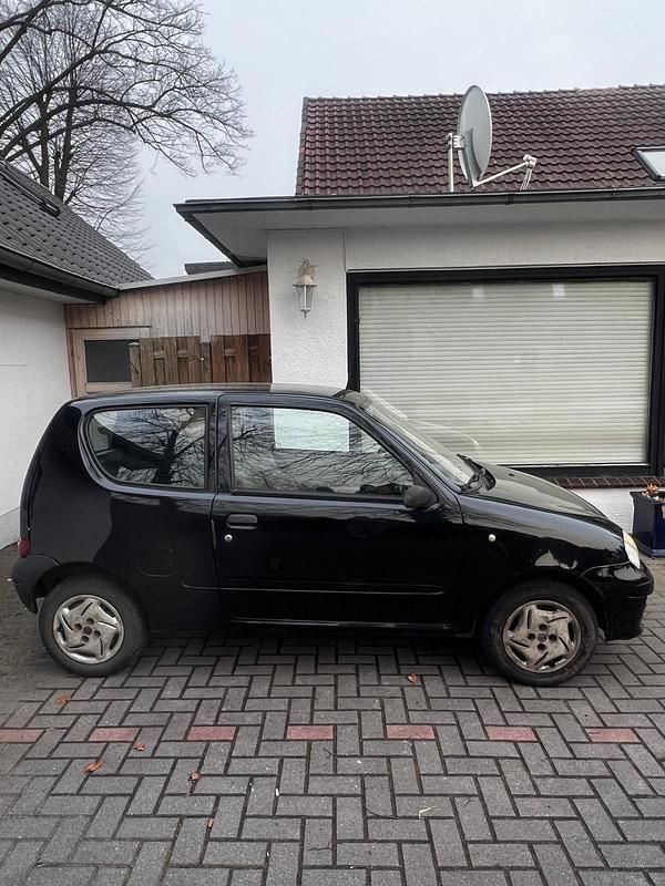 Gebraucht Fiat Seicento 55 PS (40 kW) 2009 Schwarz Kleinwagen
