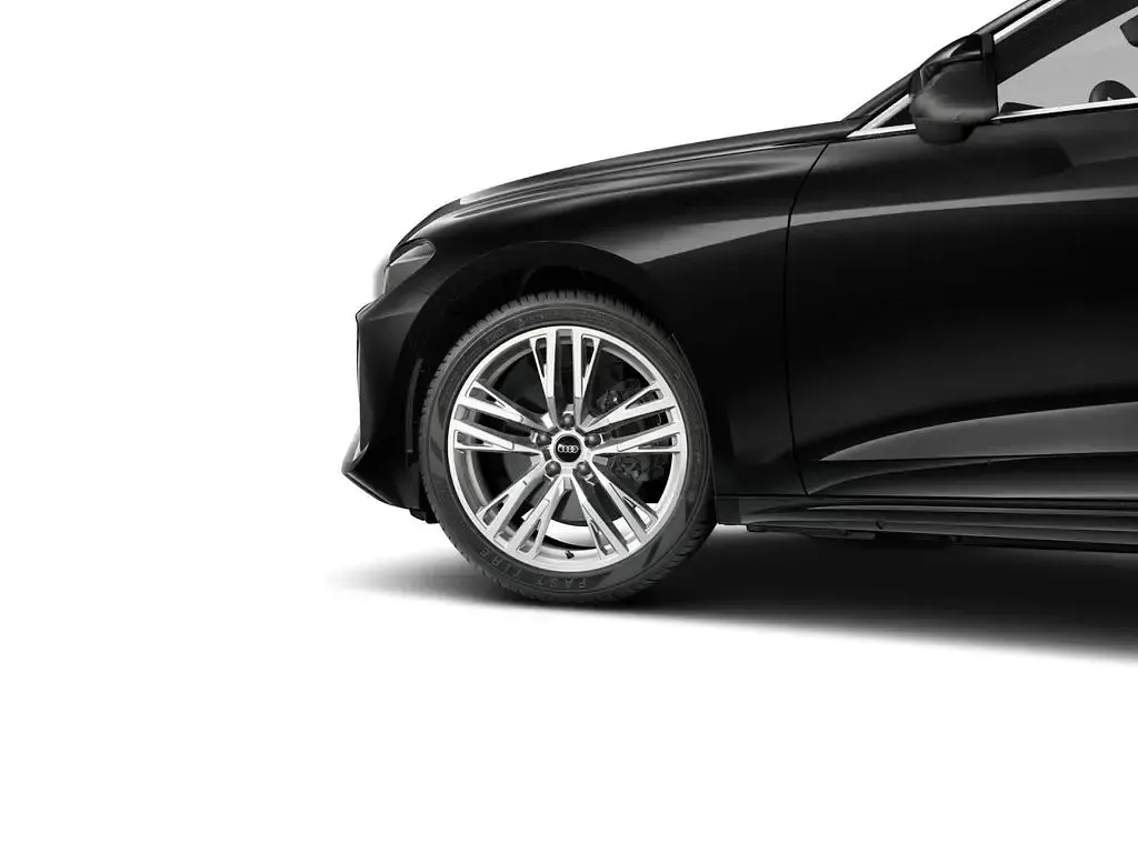 Gebraucht Audi A5 Basis 204 PS (150 kW) 2025 Mythosschwarz metallic Kombi