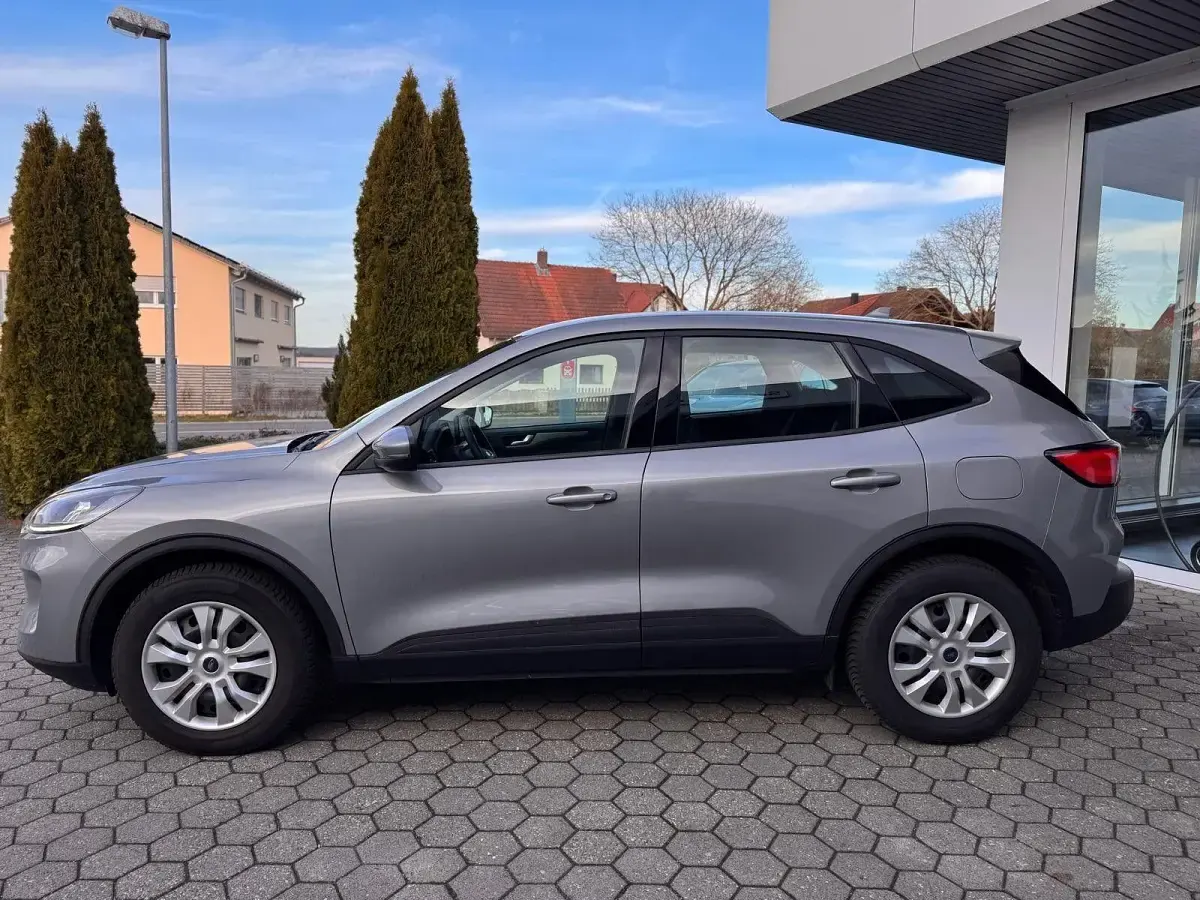 Gebraucht Ford Kuga Cool & Connect 150 PS (110 kW) 2024 Silber SUV