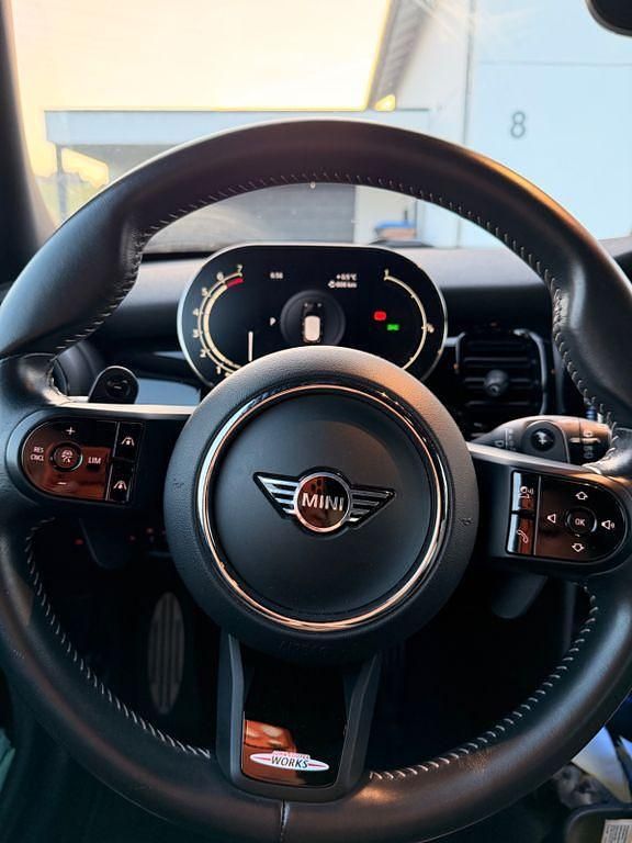 Gebraucht Mini John Cooper Works 178 PS (130 kW) 2021 Grau Kleinwagen