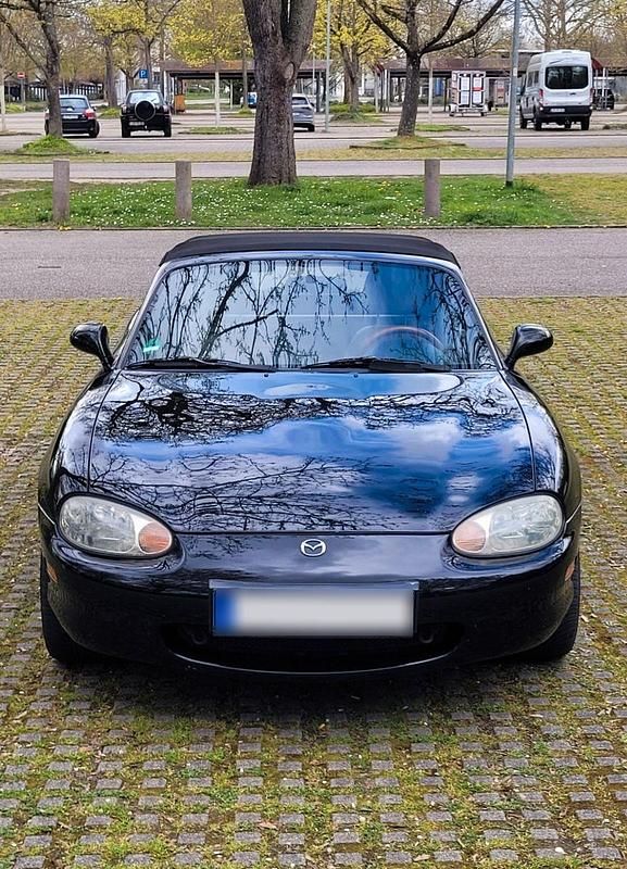 Gebraucht Mazda MX5 110 PS (80 kW) 1999 Schwarz Cabrio