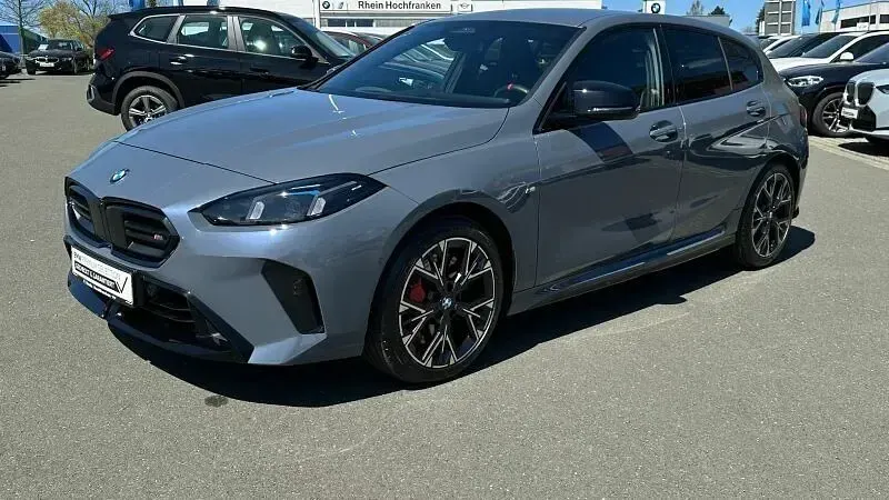 Gebraucht BMW M135 M Sport 300 PS (220 kW) 2025 Kleinwagen