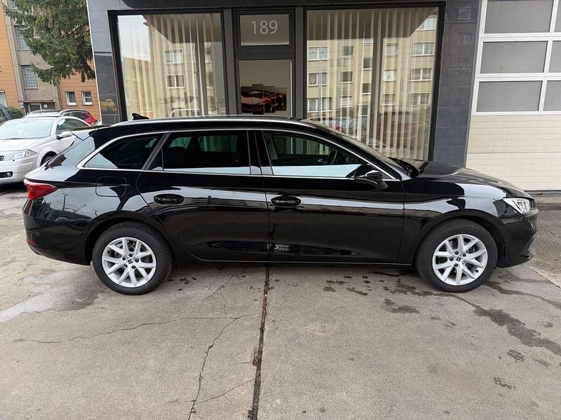 Gebraucht Seat Leon Style 150 PS (110 kW) 2021 Schwarz Limousine