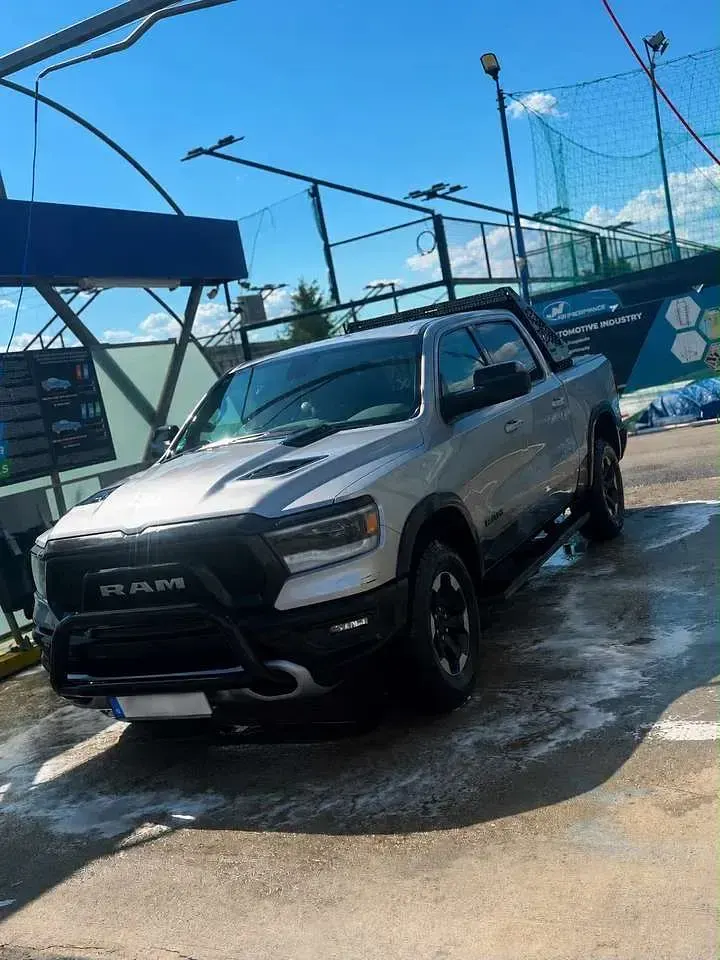 Gebraucht Dodge Ram 401 PS (294 kW) 2020