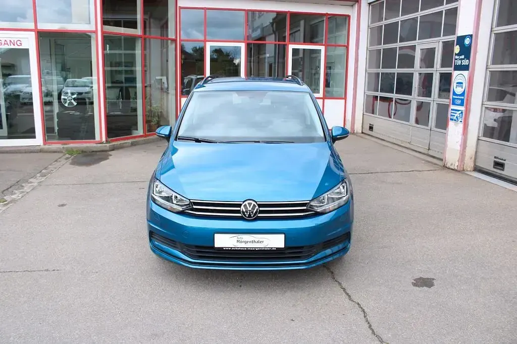 Gebraucht VW Touran Comfortline 150 PS (110 kW) 2021 Blau Van / Kleinbus