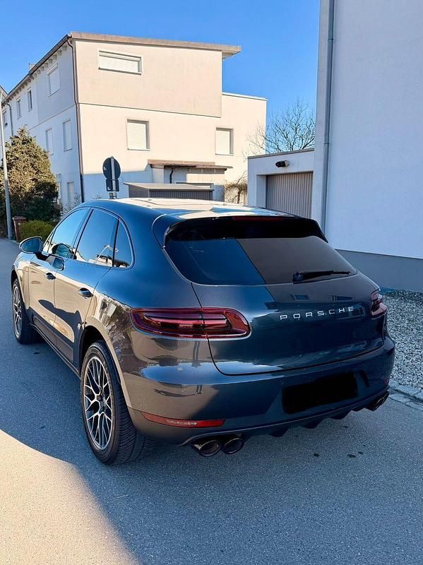Gebraucht Porsche Macan S Sport 258 PS (189 kW) 2017 Grau SUV