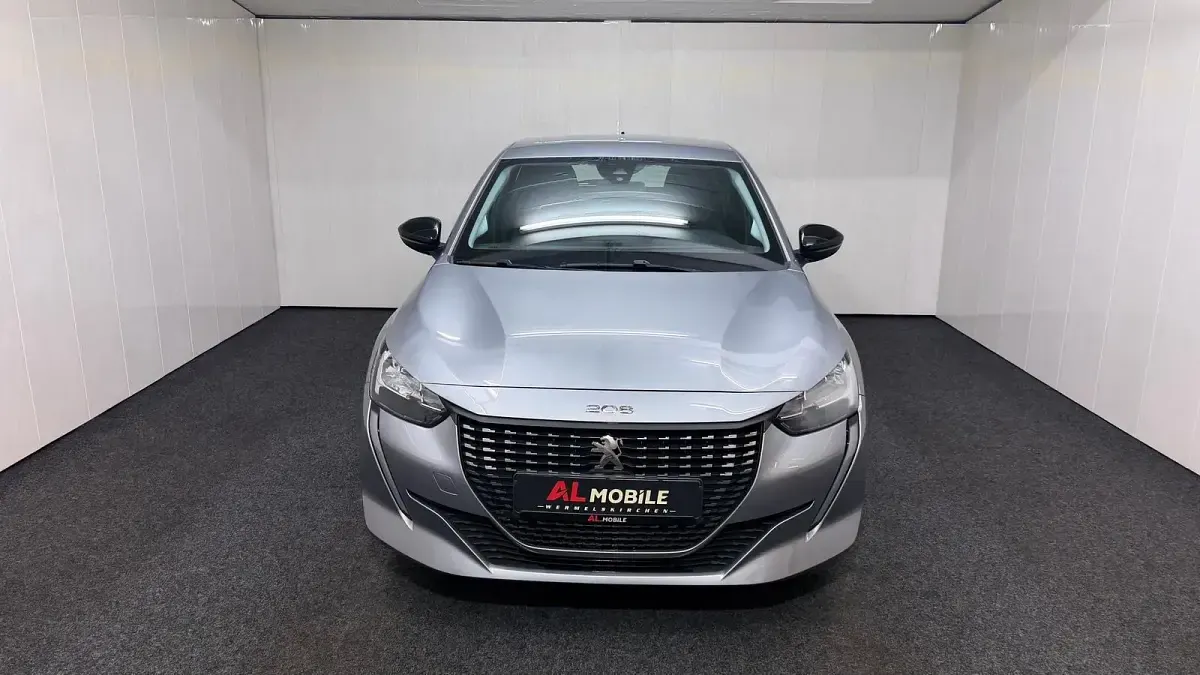Gebraucht Peugeot 208 Active 75 PS (55 kW) 2023 Grau Kleinwagen