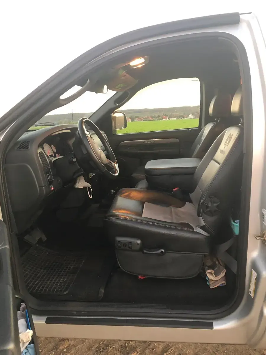 Usata Dodge Ram 345 CV (253 kW) 2007 Argento Pick-up