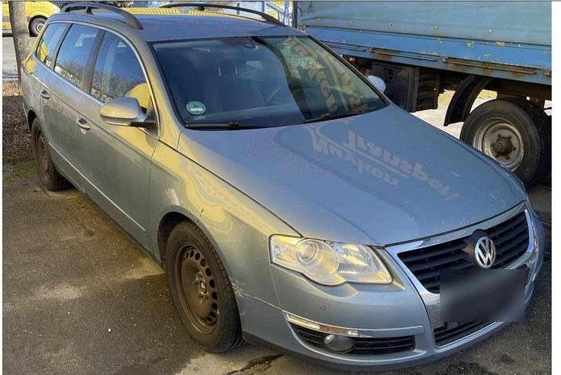 Gebraucht VW Passat 110 PS (80 kW) 2010 Silber Kombi