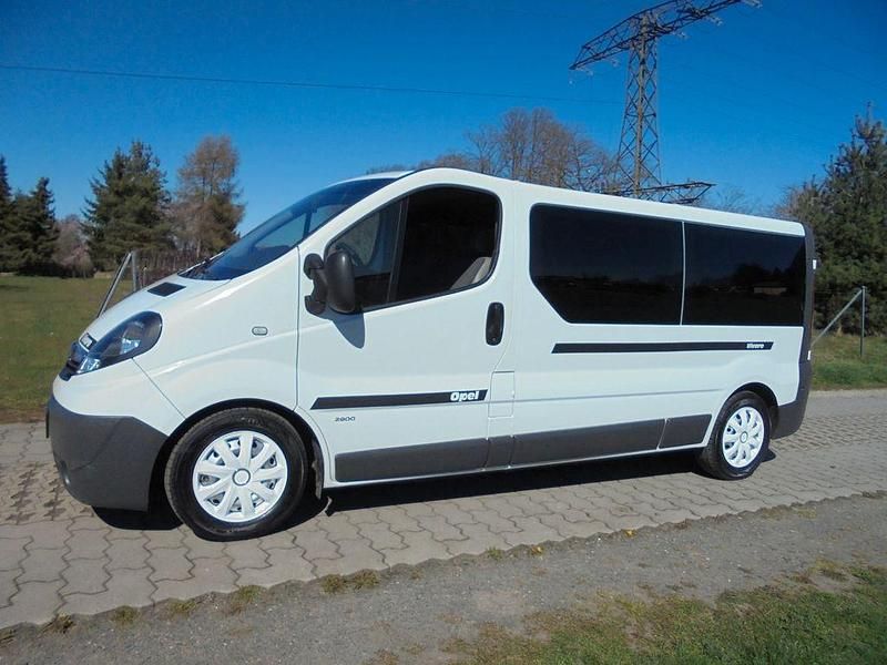 Gebraucht Opel Vivaro 90 PS (66 kW) 2013 Weiß Van / Kleinbus