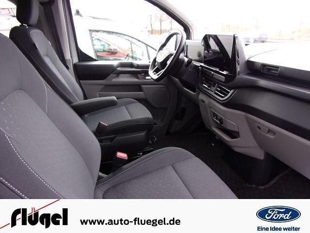 Gebraucht Ford Tourneo Titanium 170 PS (125 kW) 2025 Grau Van / Kleinbus
