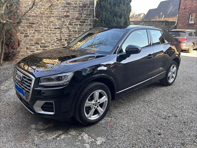 Gebraucht Audi Q2 Advanced 150 PS (110 kW) 2020 Schwarz SUV