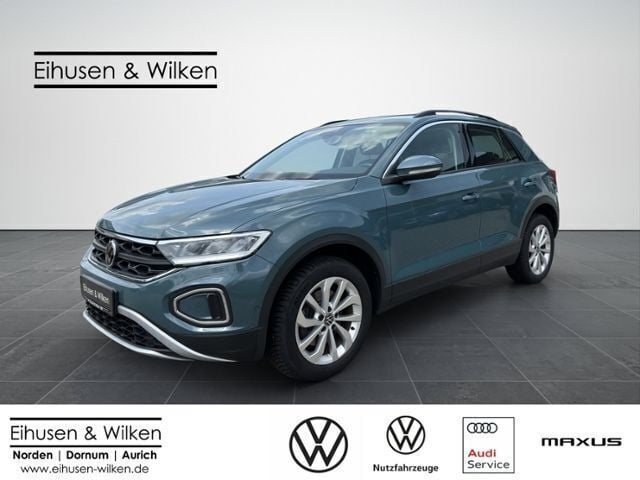Blau Gebraucht 2022 VW T-Roc Life SUV | 22.890 € (Fairer Preis) - Bild 1/4