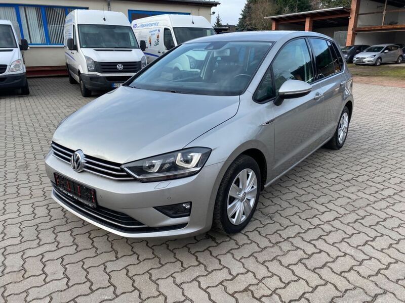 Silber Gebraucht 2015 VW Golf VII LOUNGE Limousine | 10.990 € (Guter Preis) - Bild 1/4