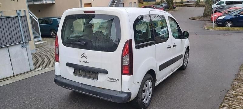 Gebraucht Citroën Berlingo Tendance 92 PS (67 kW) 2012 Weiß Van / Kleinbus