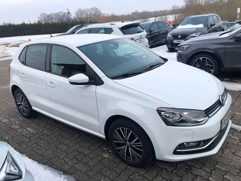 Gebraucht VW Polo Allstar 75 PS (55 kW) 2016 Pure white Kleinwagen