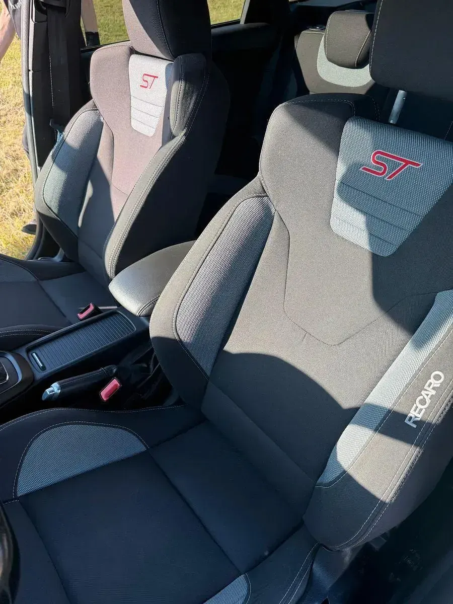 Gebraucht Ford Focus ST 185 PS (136 kW) 2015 Weiß Kombi