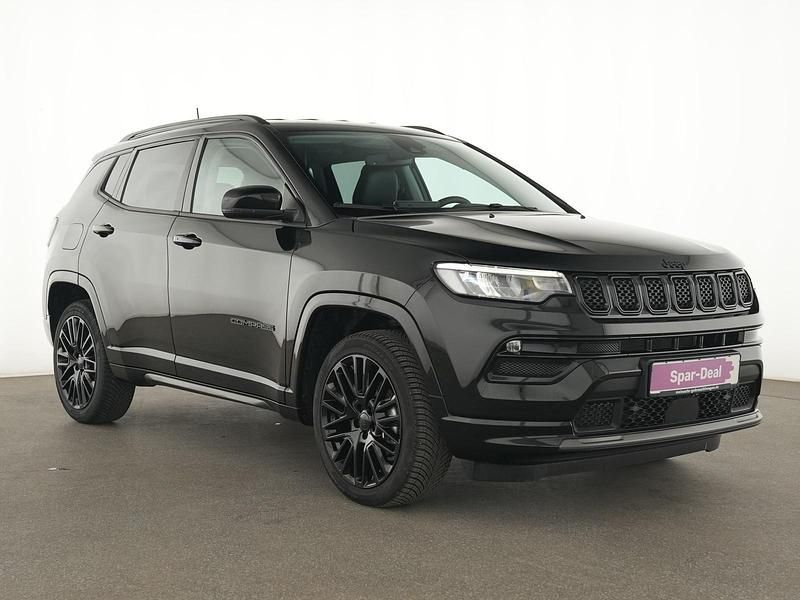 Second-hand Jeep Compass 131 CP (96 kW) 2024 Negru SUV