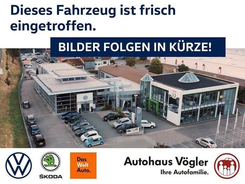 Weiß Gebraucht 2022 Skoda Kamiq Monte Carlo SUV | 21.980 € (Guter Preis) - Bild 1/1