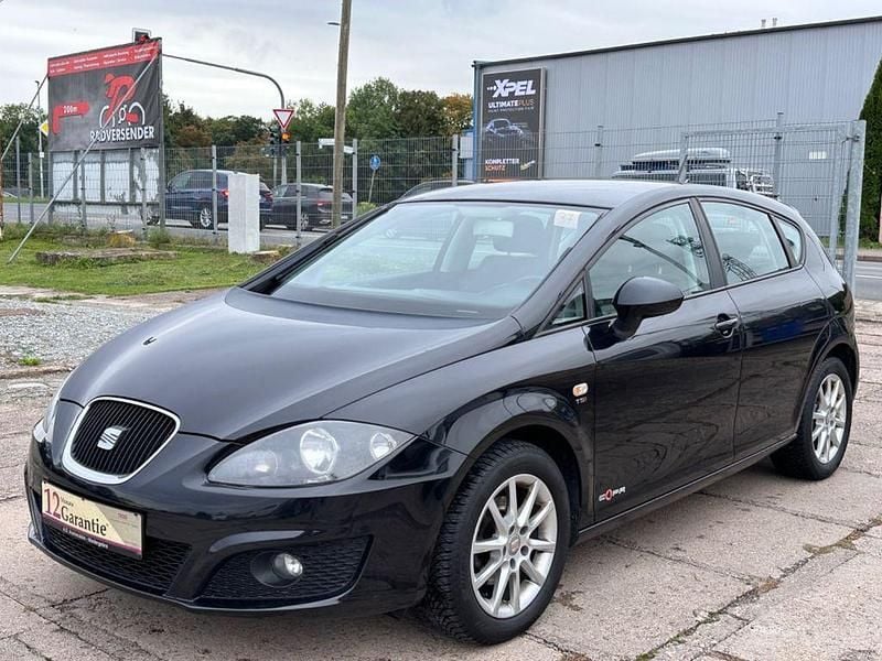 Schwarz Gebraucht 2012 Seat Leon Copa Limousine | 3.790 € (Guter Preis) - Bild 1/4