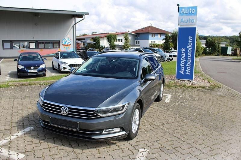 Grau Gebraucht 2017 VW Passat Kombi | 14.999 € (Guter Preis) - Bild 1/4