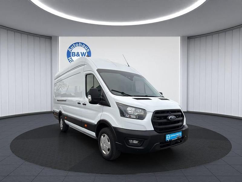 Weiß Gebraucht 2024 Ford Transit Trend Limousine | 27.999 € (Guter Preis) - Bild 1/4