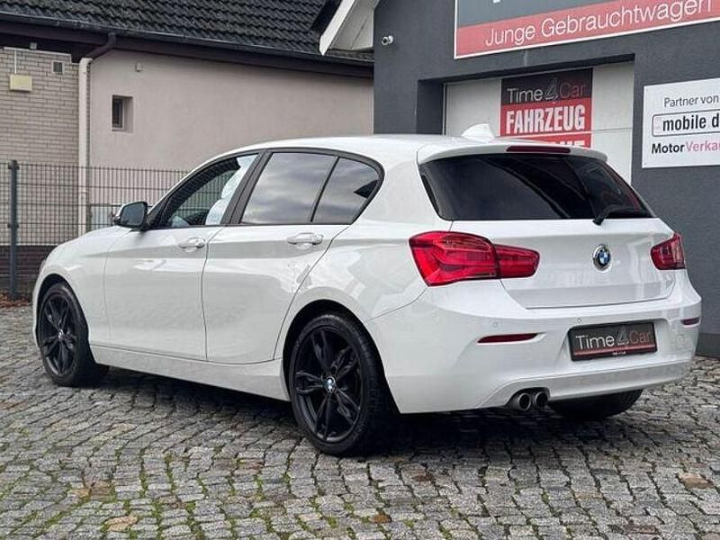 Gebraucht BMW 120 Advantage 184 PS (135 kW) 2018 Weiß Kleinwagen