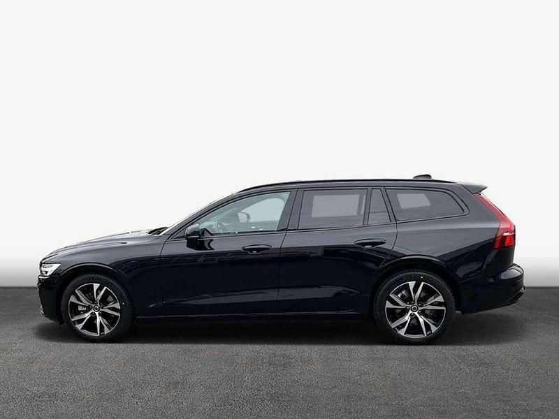 Gebraucht Volvo V60 Plus 197 PS (144 kW) 2024 Schwarz Kombi