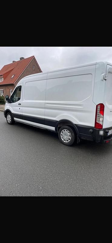 Gebraucht Ford Transit 105 PS (77 kW) 2021 Weiß Van / Kleinbus