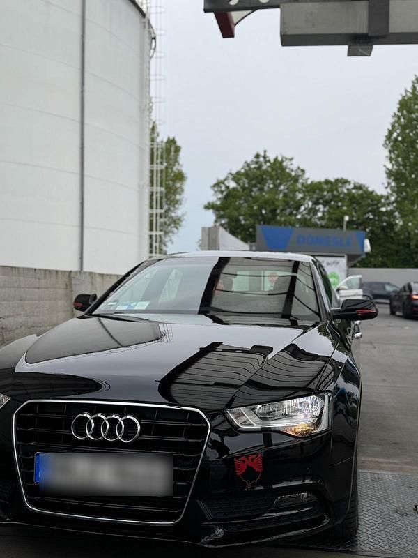 Gebraucht Audi A5 Sportback 177 PS (130 kW) 2013 Schwarz Kleinwagen