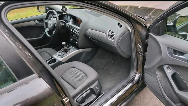 Usata Audi A4 170 CV (125 kW) 2012 Grigio Station wagon