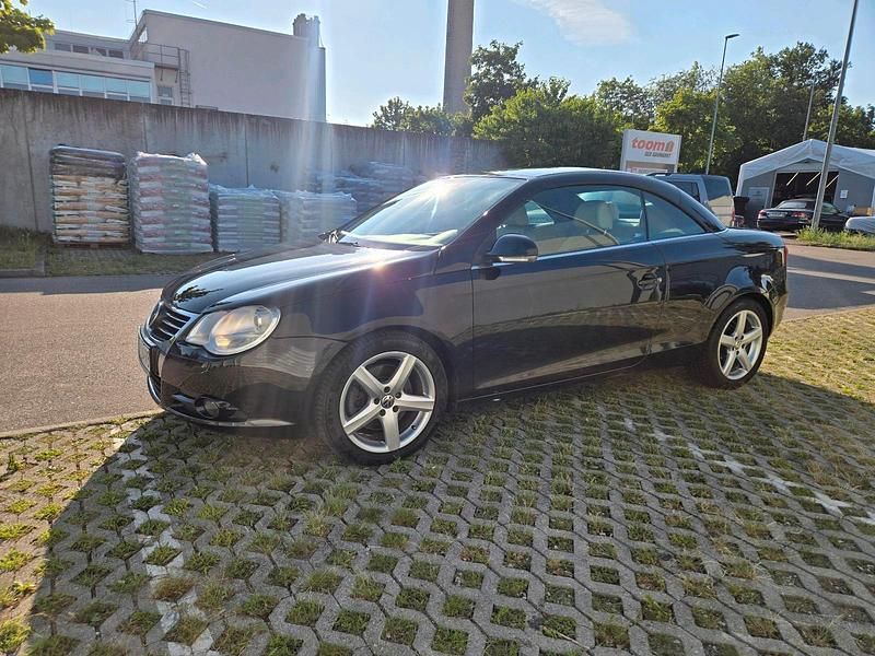 Schwarz Gebraucht 2008 VW Eos Cabrio | 6.249 € (Fairer Preis) - Bild 1/4
