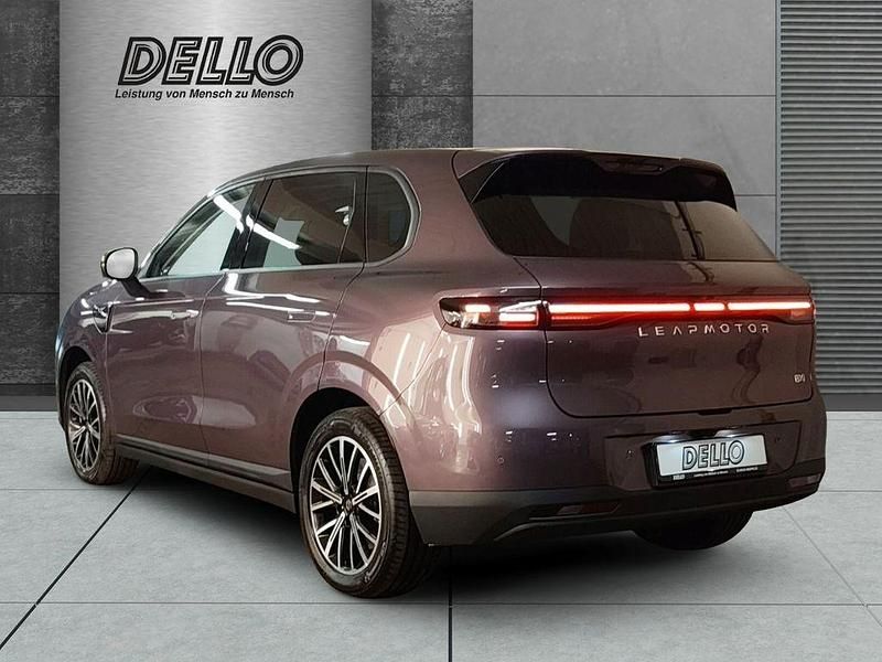 Neu Leapmotor B10 160 kW (218 PS) 2026 Violett SUV