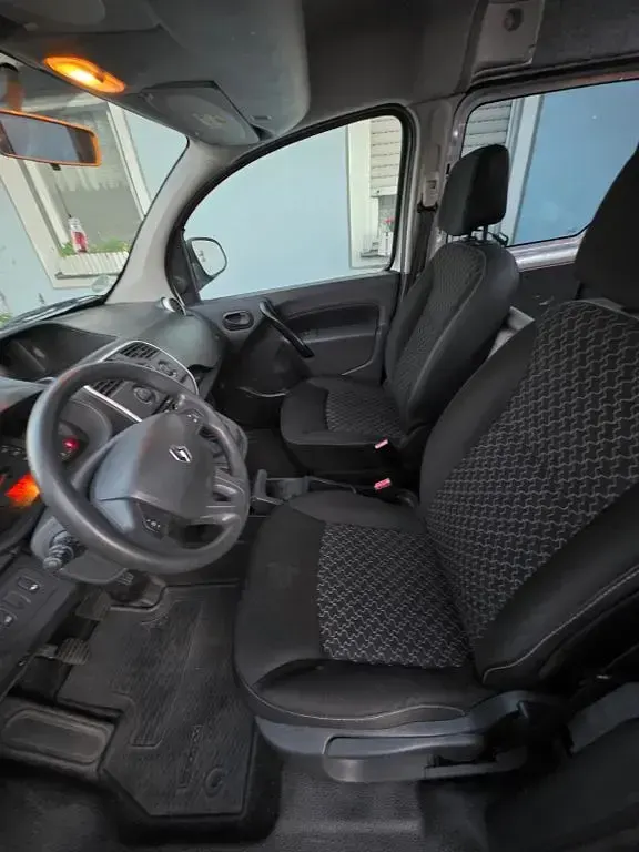 Gebraucht Renault Kangoo 90 PS (66 kW) 2015 Silber Van / Kleinbus