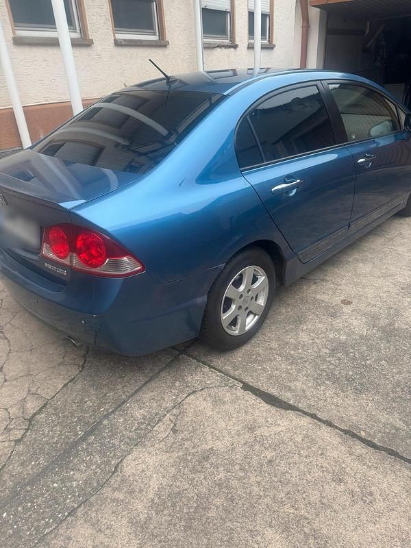 Gebraucht Honda Civic 100 PS (73 kW) 2006 Blau Limousine