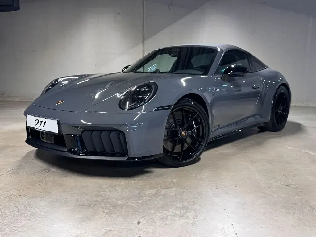 Neu Porsche 911 Targa 4 541 PS (397 kW) 2025 Grau Cabrio